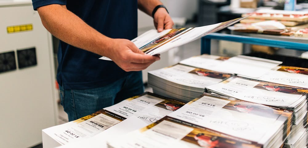 Zakaj personalizacija tiska vpliva na dodano vrednost? + Praktični nasveti
